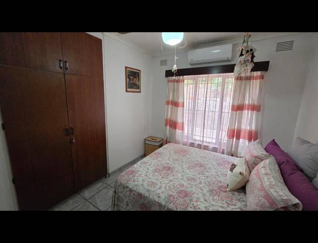 4 BEDROOM HOUSE FOR SALE IN MOUNT VERNON